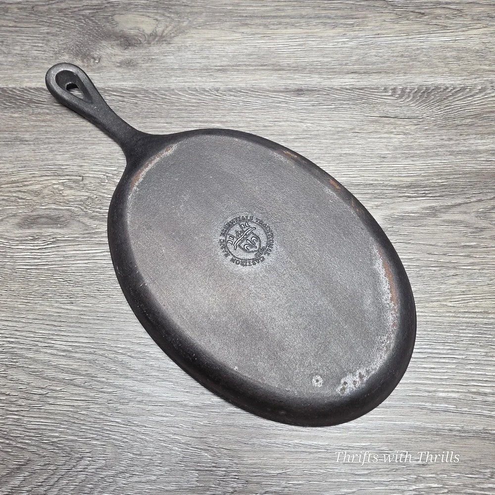Traditional Castiron Basic Essentials Oval Fajita Skillet Black 9x7 Cast Iron